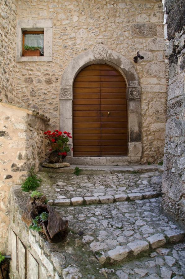 Le Siepi Country House Santo Stefano Di Sessanio Exterior foto