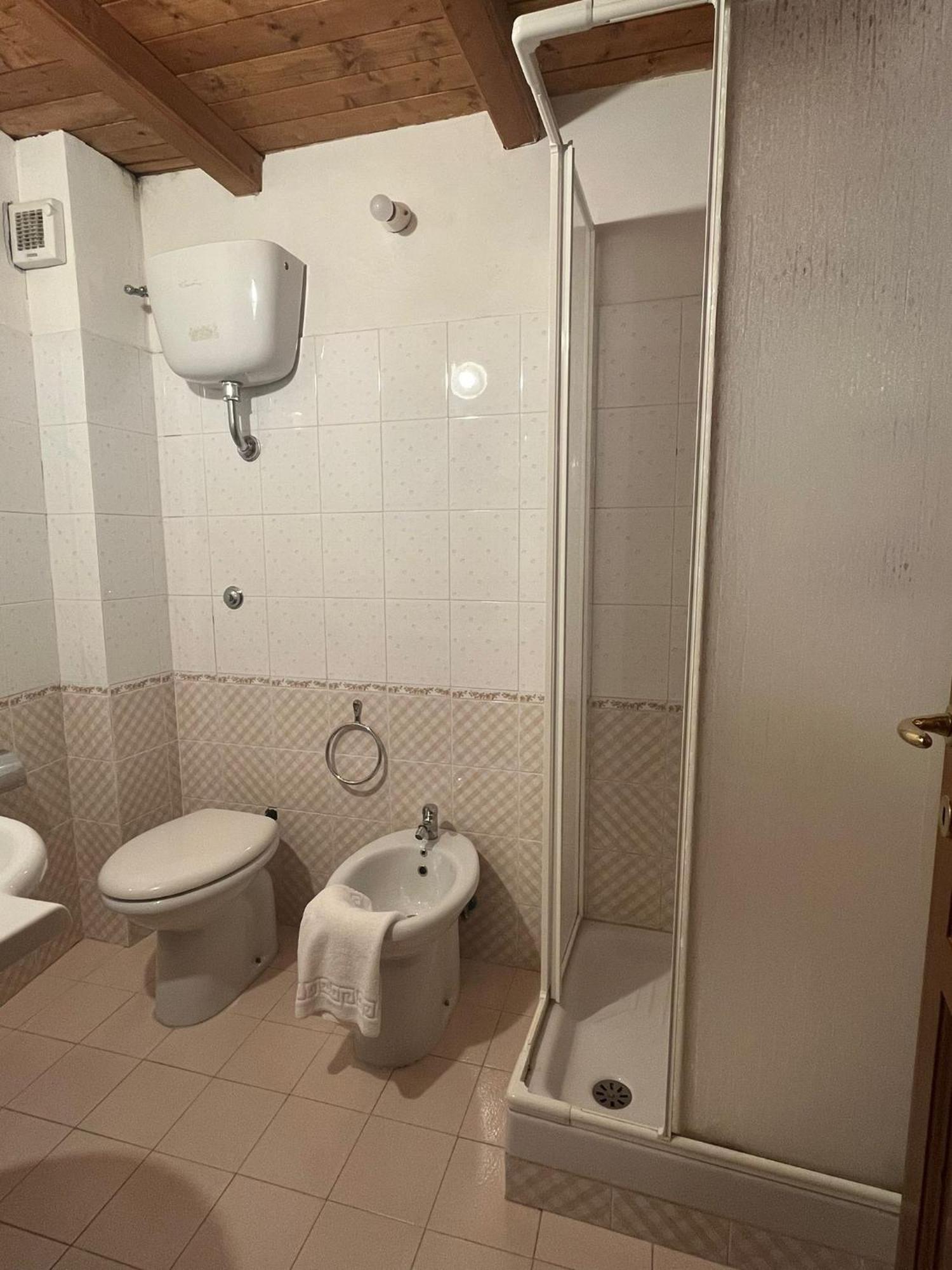 Le Siepi Country House Santo Stefano Di Sessanio Exterior foto